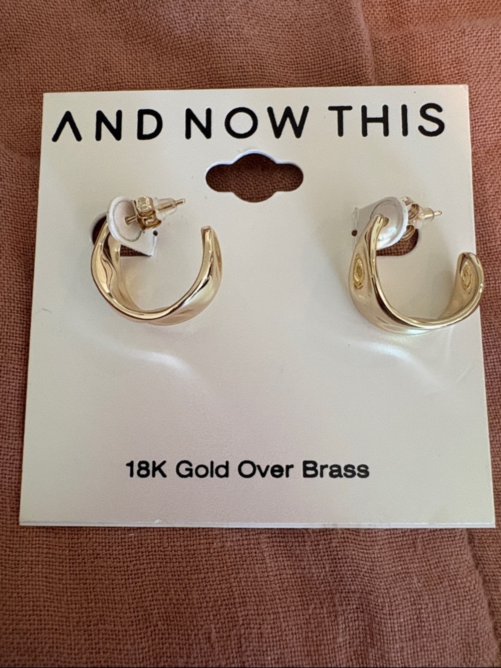 Macy’s AND NOW THIS  18K Gold Plated Hoop Earring NWT
